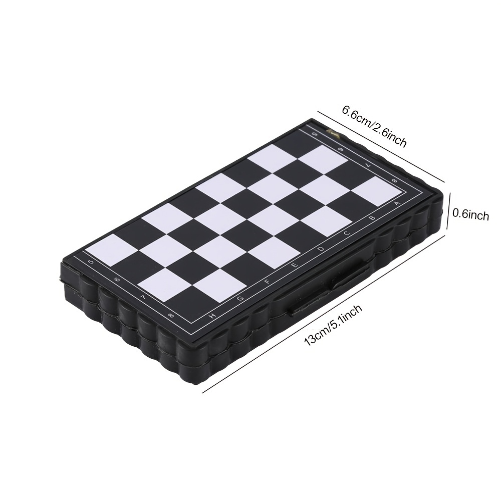 Mini Magnetic  Chess Set  Fold - Board Game Cafe recension och pris