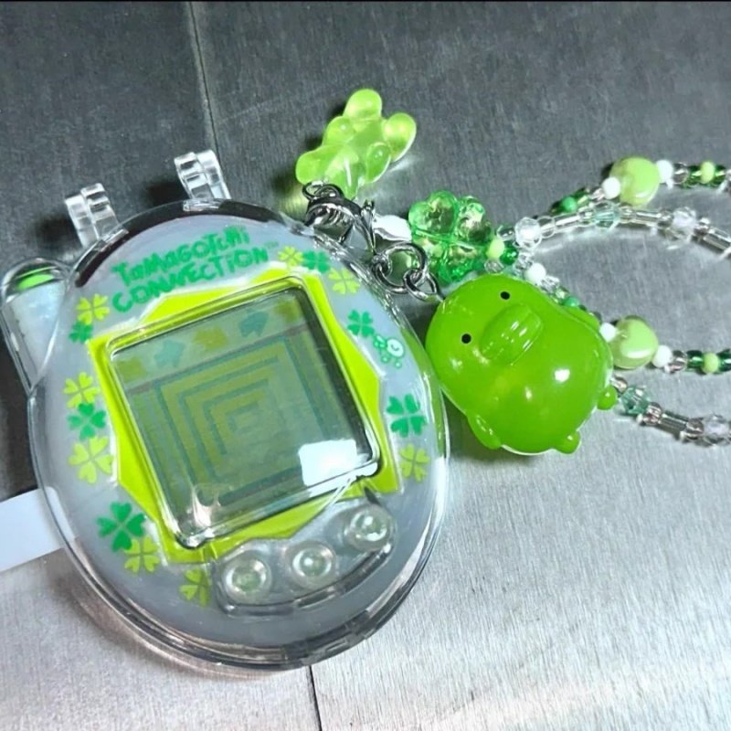 Bandai Tamagotchi Connection V - Bandai Model Tamagotchi recension och pris